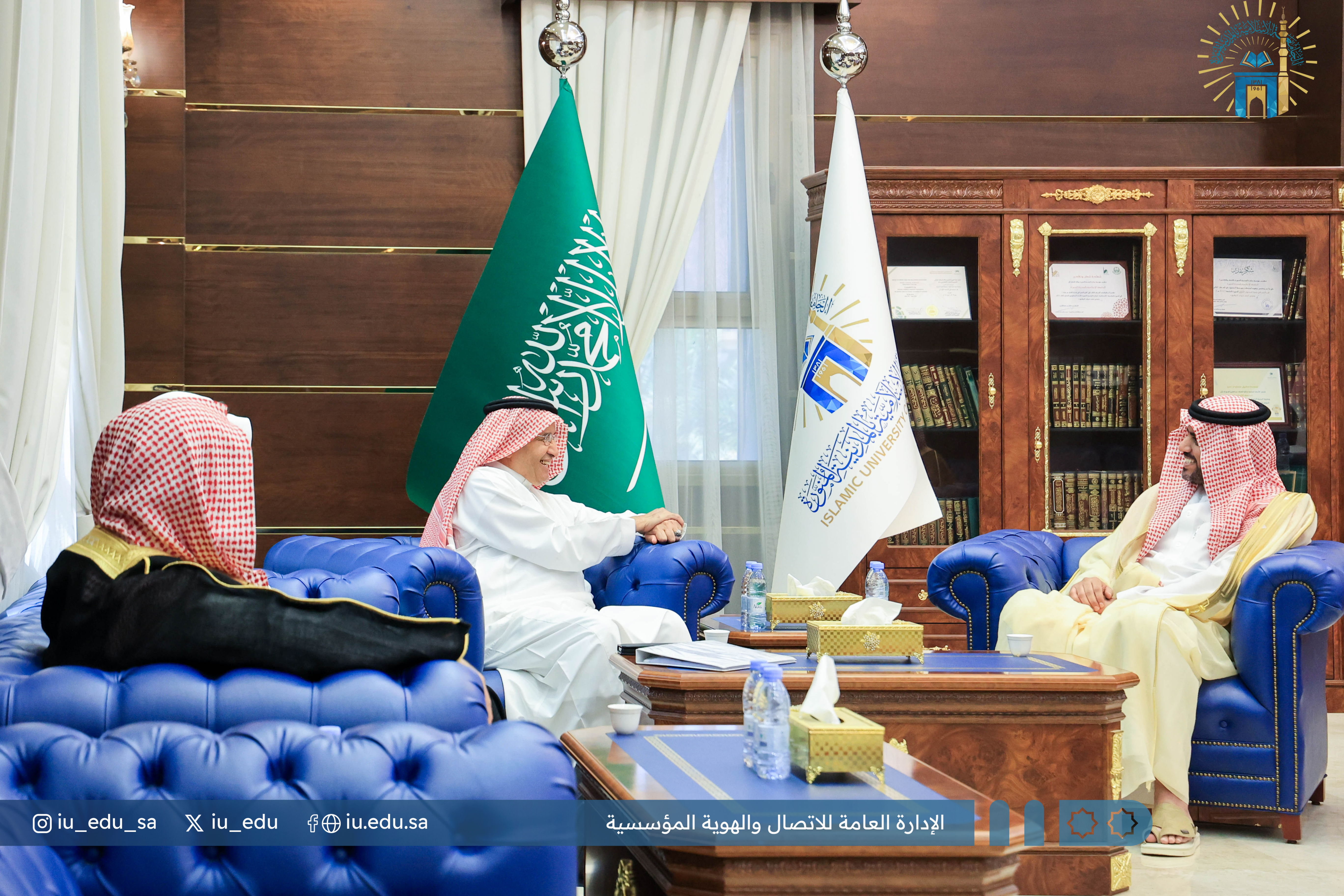 رئيس الجامعة الإسلامية، د. صالح بن علي العقلا، يستقبل رئيس مجلس إدارة شركة جرير للتسويق، م. محمد بن عبدالرحمن العقيل